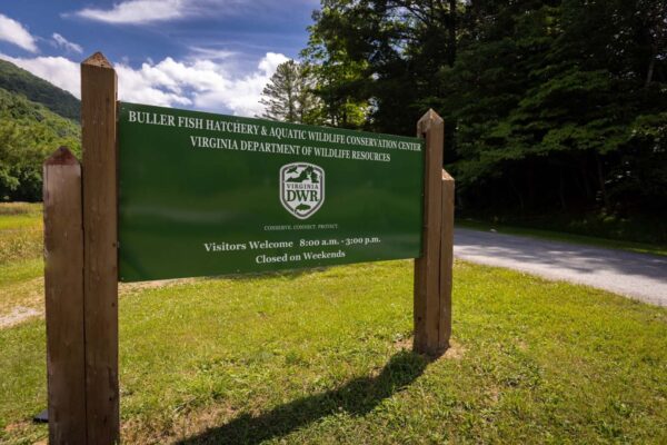 布勒魚類孵化場的歡迎標誌