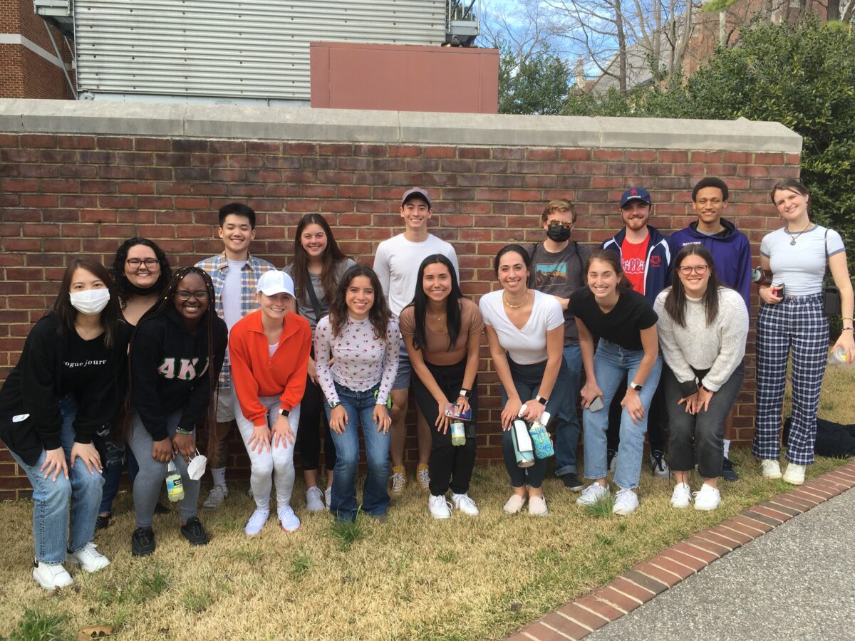 里士滿大學野生物學家的團體圖片