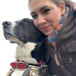 梅根·馬切蒂和退役的 K 9 COMET。